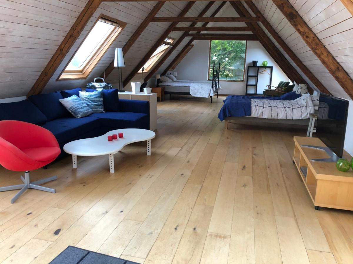 Fridfullt Boende Pa Lantgard Med Underbar Utsikt Malmo Ngoại thất bức ảnh