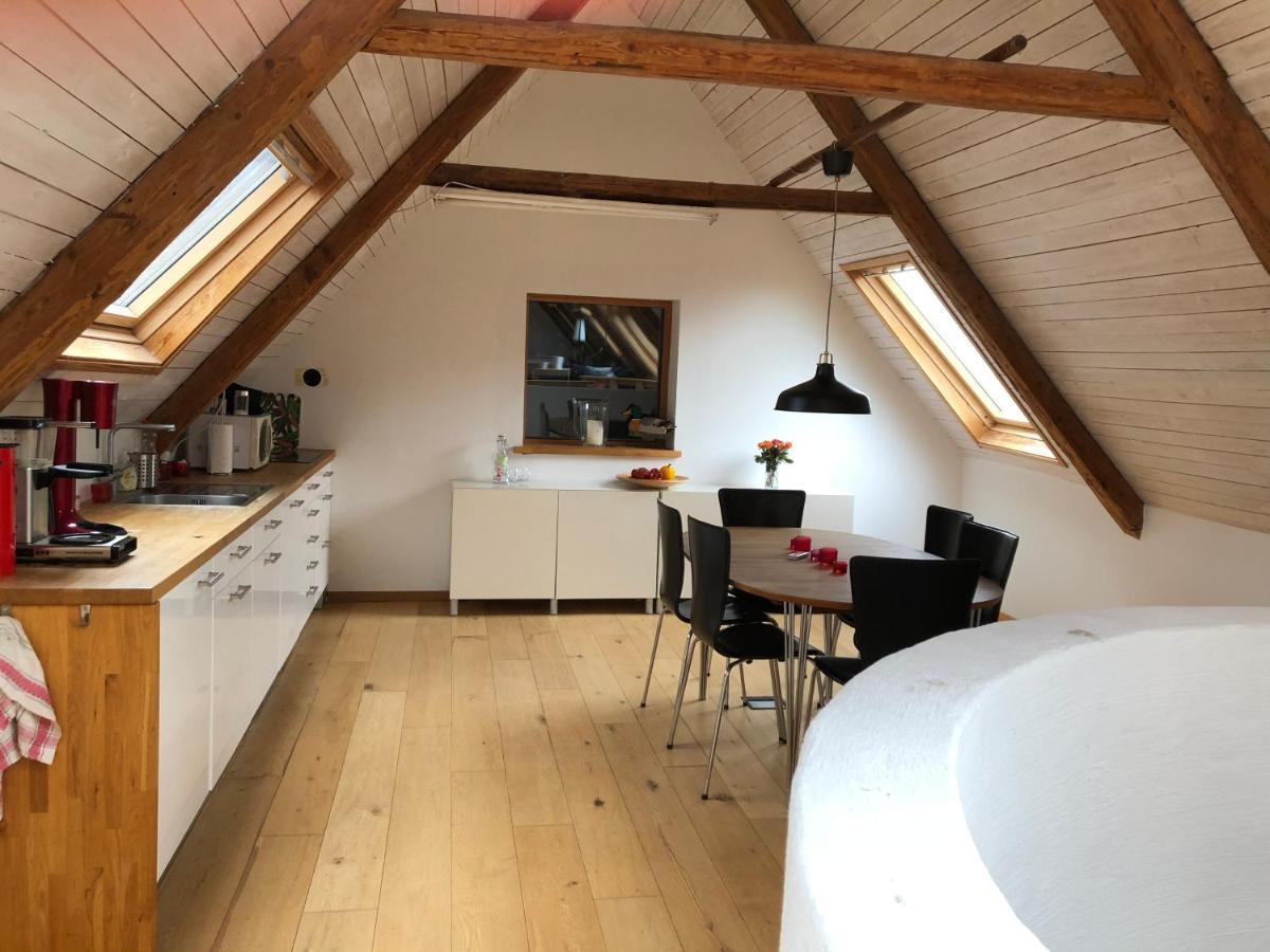 Fridfullt Boende Pa Lantgard Med Underbar Utsikt Malmo Ngoại thất bức ảnh